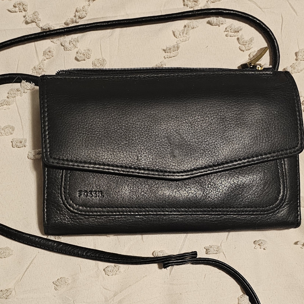 Vintage Fossil Crossbody Black Leather Wallet